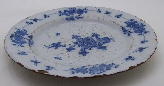 Delft blue antique plate