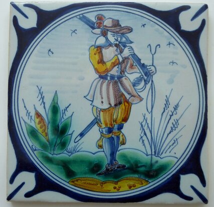 Makkum Tichelaar quarter rosette tile