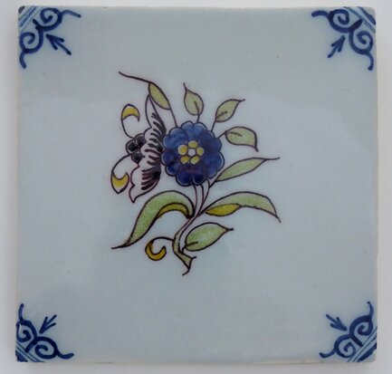 Makkum Tichelaar tile flower