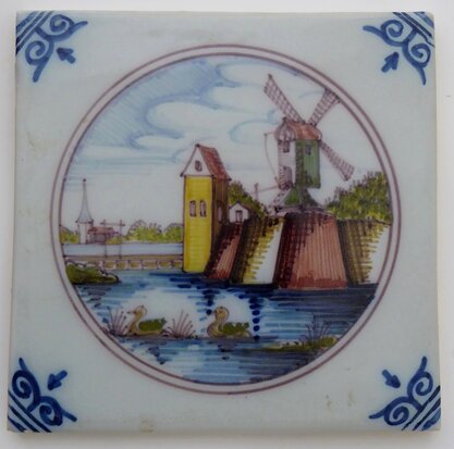 Makkum Tichelaar circle tile