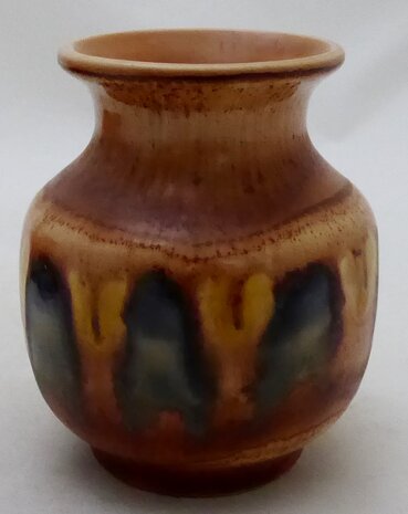 Gouda Flora ceramic vase Terra 905