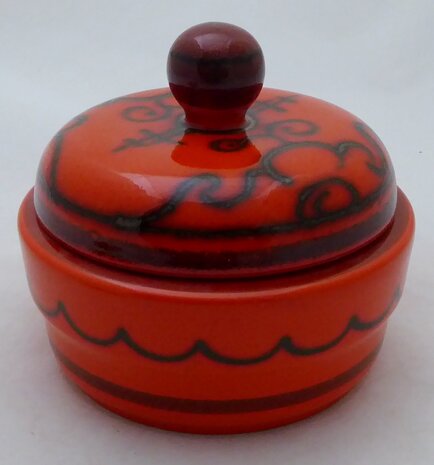 Gouda Fora jar with lid 962