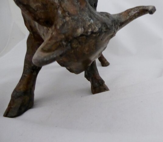 Pierre Chenet bronze sculpture bull