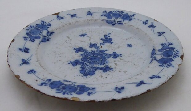 Delft blue antique plate