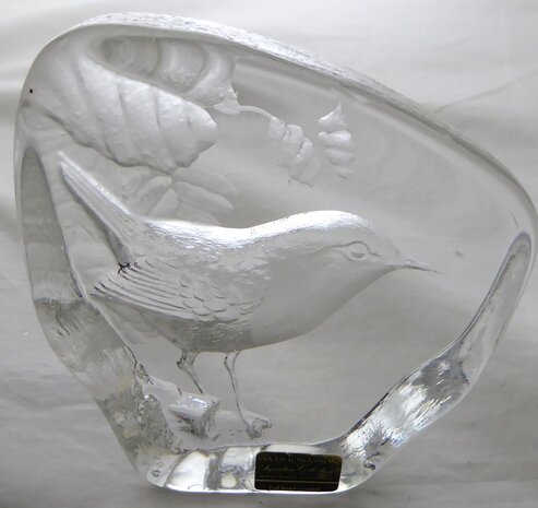 Mats Jonasson Glass sculpture